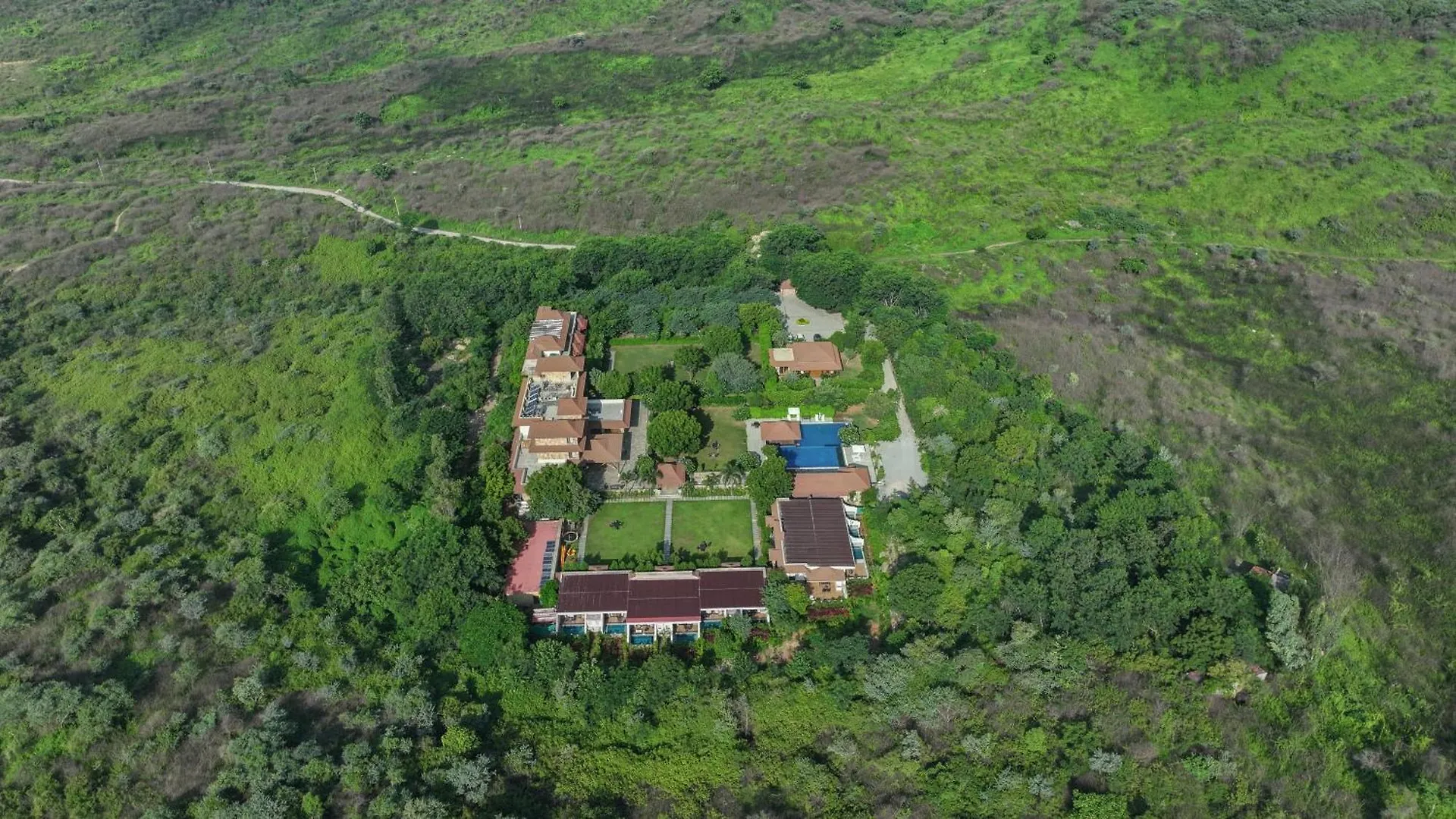 *****  Anandam - A Luxury Resort In Udaipur India